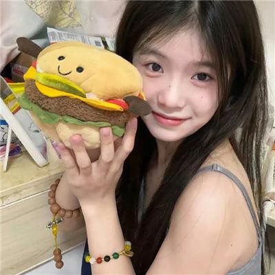 草间∞弥生